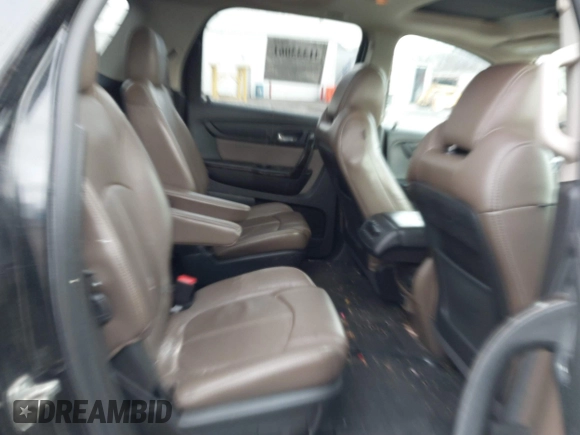 2014 GMC Acadia SLT with VIN 1GKKVSKD8EJ263798, listed as a IAAI auction lot 41333061 with 145,637 mi miles. Bid and sale history available at carsss.com. Image 8.