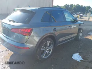 2020 Audi Q5 Prestige with VIN WA1CNAFY5L2015789, listed as a IAAI auction lot 42653993 with 59,725 mi miles and . Bid and sale history available at DreamBid. Image 4.