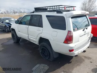 2005 Toyota 4Runner SR5 with VIN JTEBU14R750073185, listed as a IAAI auction lot 41618999 with 196,126 mi miles. Bid and sale history available at carsss.com. Image 3.