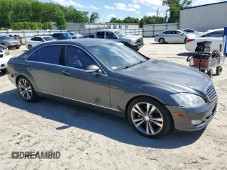 2007 Mercedes-Benz S 550 z VIN WDDNG86X97A121513, wystawiony jako Copart lot #55254945 z przebiegiem 107 313 mil mil oraz Czysty tytuł • Clean title. Historia ofert i sprzedaży dostępna na DreamBid. Obrazek 4.