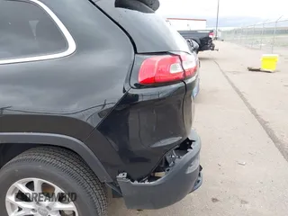 2017 Jeep Cherokee Latitude с VIN 1C4PJLCB0HW514580, выставлен на аукционе IAAI как лот 42173506 с пробегом 54 895 миль миль и . История ставок и продаж доступна на DreamBid. Изображение 19.