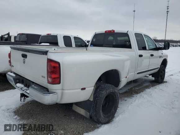2007 Dodge 3500 SLT with VIN 3D7MX48A37G784946, listed as a Copart auction lot 44722485 with 386,813 mi miles and Salvage title. Bid and sale history available at DreamBid. Image 3.