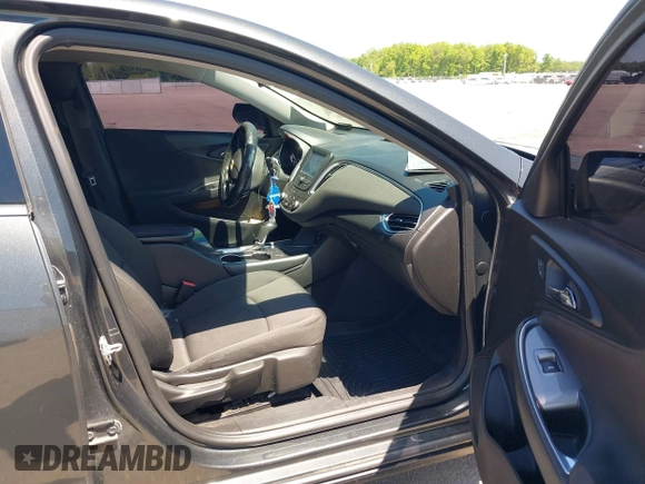 2018 Chevrolet Malibu LT with VIN 1G1ZD5ST0JF255108, listed as a IAAI auction lot 42196742 with 254,962 mi miles and . Bid and sale history available at DreamBid. Image 5.