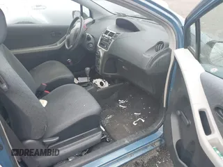 2010 Toyota Yaris с VIN JTDJT4K30A5299343, выставлен на аукционе IAAI как лот 40742078 с пробегом 189 612 миль миль и . История ставок и продаж доступна на DreamBid. Изображение 5.