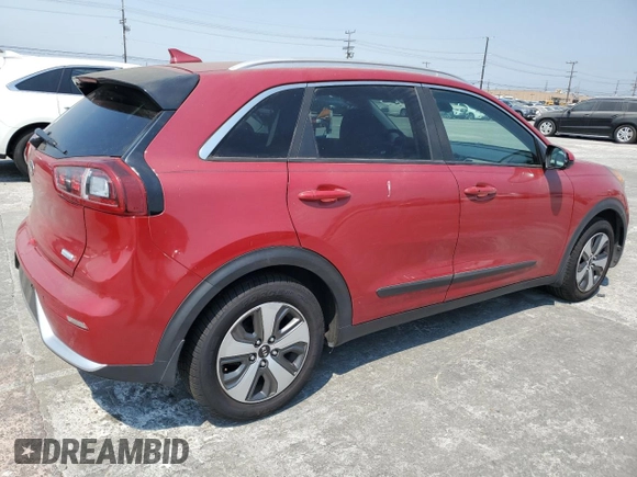 2017 Kia Niro LX with VIN KNDCB3LC7H5082676, listed as a Copart auction lot 62008014 with 133,998 mi miles and Salvage Title. Bid and sale history available at carsss.com. Image 3.