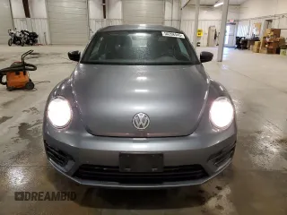 2017 Volkswagen Beetle Fleet with VIN 3VWF17AT9HM604385, listed as a Copart auction lot 50398445 with 81,995 mi miles and Salvage title. Bid and sale history available at DreamBid. Image 5.