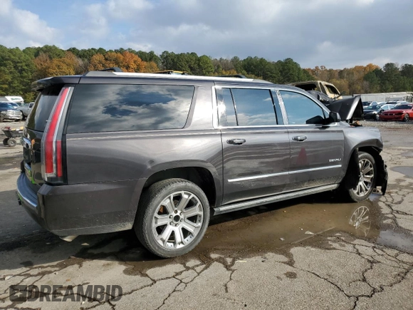 2016 GMC Yukon XL Denali with VIN 1GKS1HKJ0GR120966, listed as a Copart auction lot 84323374 with 197,771 mi miles and Salvage Title. Bid and sale history available at carsss.com. Image 3.