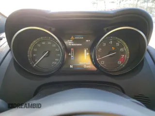 2015 Jaguar F-Type R z VIN SAJWA6DA2FMK11961, wystawiony jako Copart lot #43099684 z przebiegiem 64 438 mil mil oraz . Historia ofert i sprzedaży dostępna na DreamBid. Obrazek 9.