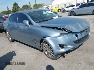 2008 Lexus IS 350 with VIN JTHBE262585020076, listed as a IAAI auction lot 41858756 with 98,045 mi miles and . Bid and sale history available at DreamBid. Image 1.