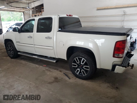 2013 GMC Sierra 1500 Denali z VIN 3GTP2XE22DG281165, wystawiony jako Copart lot #58723285 z przebiegiem 194 025 mil mil oraz Szkoda całkowita • Salvage title. Historia ofert i sprzedaży dostępna na DreamBid. Obrazek 2.