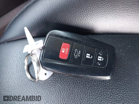 2022 Toyota Highlander XLE with VIN 5TDGZRBH6NS573548, listed as a IAAI auction lot 42398936 with 60,415 mi miles and . Bid and sale history available at DreamBid. Image 11.