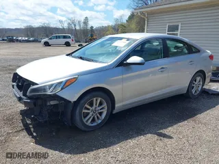 2015 Hyundai Sonata 2.4L SE with VIN 5NPE24AF9FH184084, listed as a IAAI auction lot 42012096 with 135,440 mi miles. Bid and sale history available at carsss.com. Image 2.
