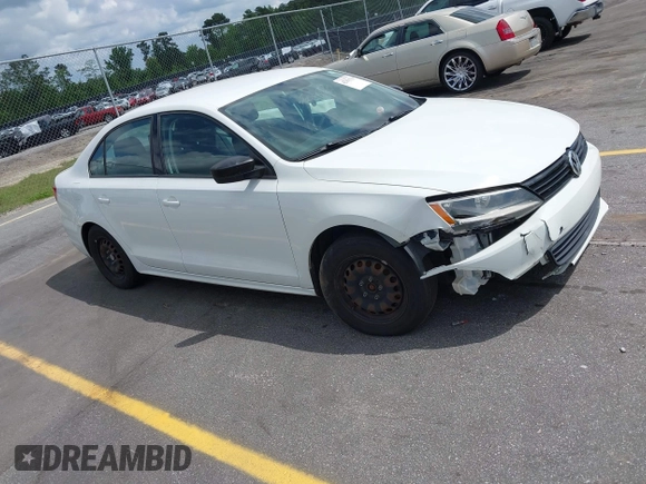 2014 Volkswagen Jetta Sedan S with VIN 3VW2K7AJ6EM334635, listed as a IAAI auction lot 42151738 with 142,923 mi miles. Bid and sale history available at carsss.com. Image 1.