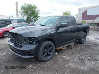 2015 Ram 1500 Express z VIN 1C6RR7FT4FS781293, wystawiony jako IAAI lot #42364921 z przebiegiem 101 451 mil mil oraz . Historia ofert i sprzedaży dostępna na DreamBid. Obrazek 2.