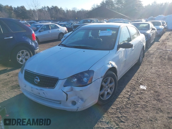 2006 Nissan Altima 2.5 with VIN 1N4AL11D46N340014, listed as a IAAI auction lot 41697482 with 165,757 mi miles. Bid and sale history available at carsss.com. Image 2.