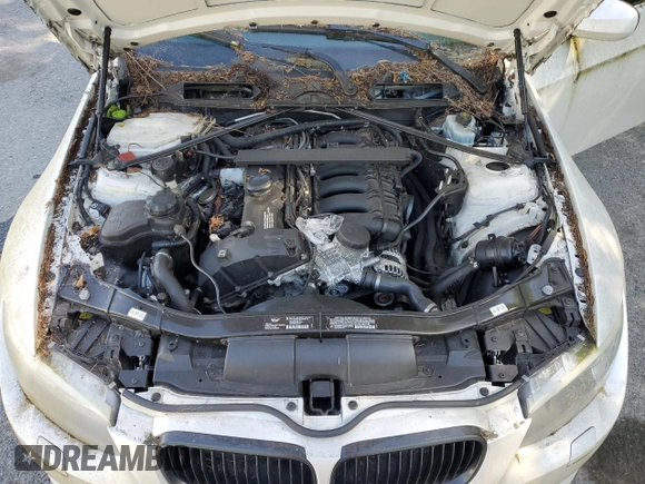 2011 BMW 3 Series 328i with VIN WBAKE5C52BE755457, listed as a Copart auction lot 59230725 with Not provided miles and Clean title. Bid and sale history available at DreamBid. Image 11.