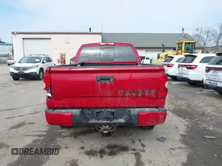 2017 Toyota Tundra SR z VIN 5TFUY5F14HX666949, wystawiony jako IAAI lot #41685402 z przebiegiem 108 628 mil mil oraz . Historia ofert i sprzedaży dostępna na DreamBid. Obrazek 16.