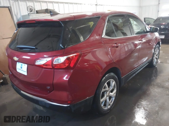 2020 Chevrolet Equinox LT z VIN 2GNAXKEV2L6276893, wystawiony jako IAAI lot #41317709 z przebiegiem 112 437 mil mil oraz . Historia ofert i sprzedaży dostępna na DreamBid. Obrazek 4.