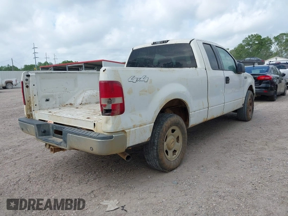 2005 Ford F-150 STX with VIN 1FTRX14W85NA51358, listed as a IAAI auction lot 41942560 with 1 mi miles. Bid and sale history available at carsss.com. Image 4.
