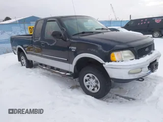 1998 Ford F-250 с VIN 2FTPX28L8WCB02569, выставлен на аукционе IAAI как лот 41458634 с пробегом 195 384 миль миль и . История ставок и продаж доступна на DreamBid. Изображение 1.