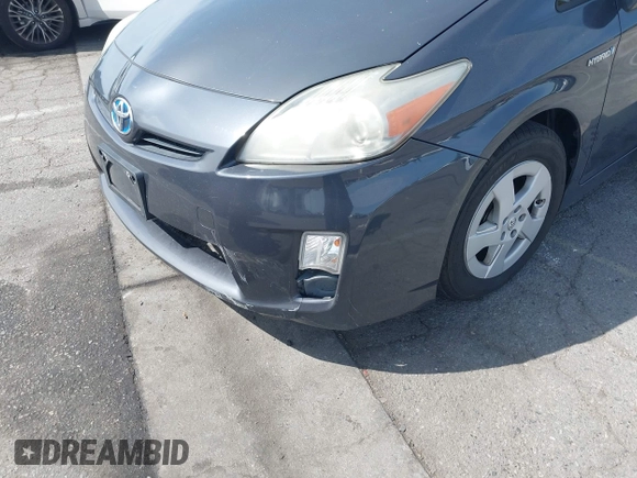 2010 Toyota Prius II with VIN JTDKN3DU1A0241365, listed as a IAAI auction lot 41923074 with 184,308 mi miles. Bid and sale history available at carsss.com. Image 6.