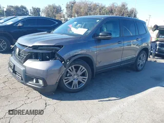 2019 Honda Passport EX-L with VIN 5FNYF7H58KB006501, listed as a IAAI auction lot 41752416 with 60,820 mi miles and . Bid and sale history available at carsss.com. Image 17.