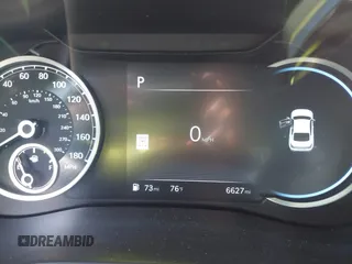2025 Genesis G70 2.5T z VIN KMTG34SC9SU153977, wystawiony jako IAAI lot #42506204 z przebiegiem 6 627 mil mil oraz . Historia ofert i sprzedaży dostępna na DreamBid. Obrazek 15.
