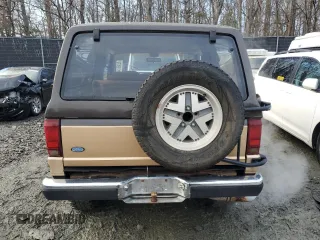 1988 Ford Bronco с VIN 1FMCU14T6JUA71950, выставлен на аукционе Copart как лот 85363734 с пробегом 47 657 миль миль и Чистый • Clean title. История ставок и продаж доступна на DreamBid. Изображение 6.