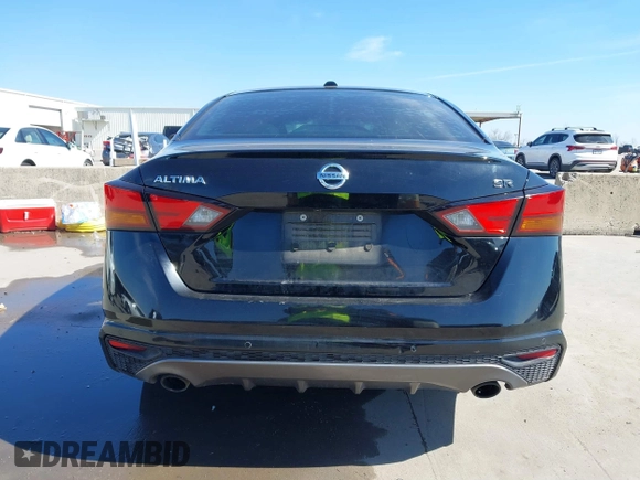 2020 Nissan Altima 2.5 SR with VIN 1N4BL4CV3LC119264, listed as a IAAI auction lot 41593154 with 74,808 mi miles. Bid and sale history available at carsss.com. Image 16.