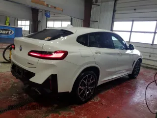 2023 BMW X4 xDrive30i with VIN 5UX33DT07P9P12954, listed as a Copart auction lot 42596275 with 27,590 mi miles and Salvage Title. Bid and sale history available at carsss.com. Image 3.