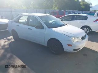 2005 Ford Focus S with VIN 1FAFP34N55W289254, listed as a IAAI auction lot 42713991 with 242,847 mi miles and . Bid and sale history available at DreamBid. Image 1.