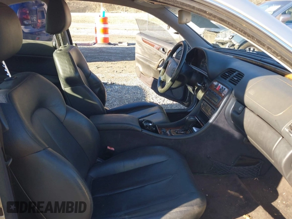2000 Mercedes-Benz CLK 320/430 with VIN WDBLJ65G6YF114384, listed as a IAAI auction lot 41334745 with 131,461 mi miles and . Bid and sale history available at DreamBid. Image 5.