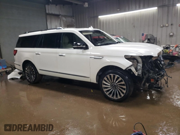 2018 Lincoln Navigator Reserve with VIN 5LMJJ3LT4JEL05314, listed as a Copart auction lot 47686825 with 70,679 mi miles and Salvage title. Bid and sale history available at DreamBid. Image 4.