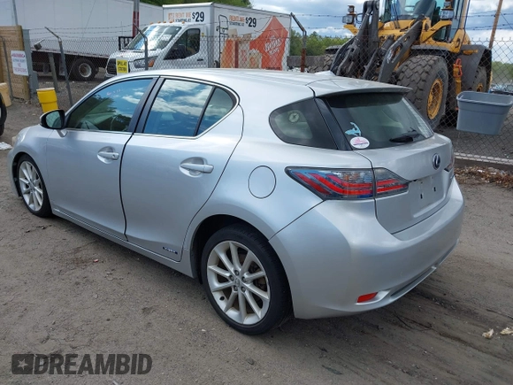 2013 Lexus CT 200h z VIN JTHKD5BH4D2165247, wystawiony jako IAAI lot #42191913 z przebiegiem 113 331 mil mil oraz . Historia ofert i sprzedaży dostępna na DreamBid. Obrazek 3.