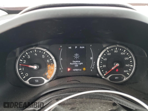 2017 Jeep Renegade Latitude z VIN ZACCJABB7HPG22860, wystawiony jako Copart lot #51043855 z przebiegiem 107 941 mil mil oraz Szkoda całkowita • Salvage title. Historia ofert i sprzedaży dostępna na DreamBid. Obrazek 9.