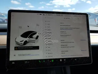 2023 Tesla Model 3 с VIN 5YJ3E1EA3PF673074, выставлен на аукционе Copart как лот 47500535 с пробегом 11 067 миль миль и Списание • Salvage title. История ставок и продаж доступна на DreamBid. Изображение 9.