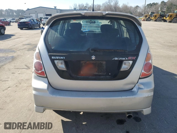 2005 Suzuki Aerio SX z VIN JS2RC61H755303931, wystawiony jako Copart lot #46796435 z przebiegiem 91 524 mil mil oraz Szkoda całkowita • Salvage title. Historia ofert i sprzedaży dostępna na DreamBid. Obrazek 6.