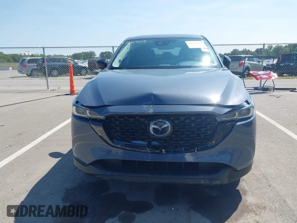 2024 Mazda CX-5 2.5 S Preferred Package with VIN JM3KFBCL6R0417863, listed as a IAAI auction lot 40169217 with 8,909 mi miles. Bid and sale history available at carsss.com. Image 12.