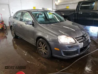 2006 Volkswagen Jetta 2.5L with VIN 3VWSF71K16M790850, listed as a Copart auction lot 85517484 with 117,423 mi miles and Salvage title. Bid and sale history available at DreamBid. Image 4.