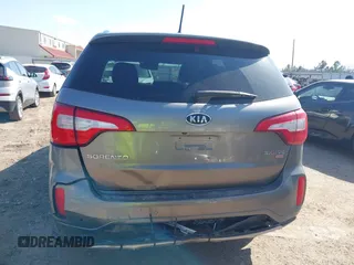 2014 Kia Sorento SX Limited with VIN 5XYKW4A75EG517578, listed as a IAAI auction lot 41769586 with 183,583 mi miles. Bid and sale history available at carsss.com. Image 6.
