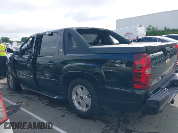 2009 Chevrolet Avalanche 2LT z VIN 3GNFK22039G194858, wystawiony jako IAAI lot #42219784 z przebiegiem 229 757 mil mil oraz . Historia ofert i sprzedaży dostępna na DreamBid. Obrazek 14.
