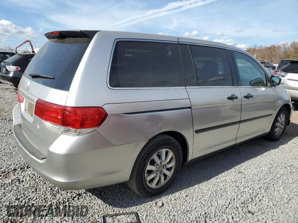 2008 Honda Odyssey LX with VIN 5FNRL38208B002012, listed as a Copart auction lot 77695074 with 207,184 mi miles and Clean title. Bid and sale history available at DreamBid. Image 3.