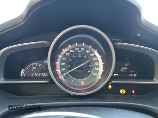 2014 Mazda 3 i Touring z VIN JM1BM1L75E1128201, wystawiony jako Copart lot #58133505 z przebiegiem 212 310 mil mil oraz Czysty tytuł • Clean title. Historia ofert i sprzedaży dostępna na DreamBid. Obrazek 9.
