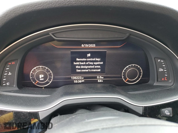 2017 Audi Q7 Premium Plus with VIN WA1LAAF79HD034392, listed as a Copart auction lot 60618655 with 136,222 mi miles and Clean title. Bid and sale history available at DreamBid. Image 9.
