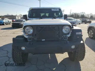 2022 Jeep Wrangler Unlimited Sport with VIN 1C4HJXDG6NW201051, listed as a Copart auction lot 42795565 with 30,197 mi miles and Salvage Title. Bid and sale history available at DreamBid. Image 5.