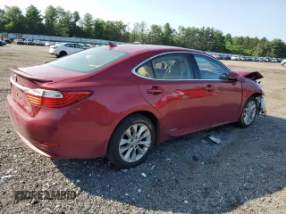 2014 Lexus ES 300h with VIN JTHBW1GG1E2040792, listed as a Copart auction lot 62398385 with Not provided miles and Salvage title. Bid and sale history available at DreamBid. Image 3.