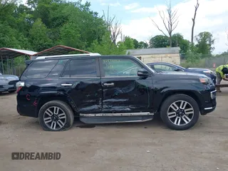 2017 Toyota 4Runner SR5 z VIN JTEBU5JR4H5417641, wystawiony jako IAAI lot #42226462 z przebiegiem 77 779 mil mil oraz . Historia ofert i sprzedaży dostępna na DreamBid. Obrazek 13.