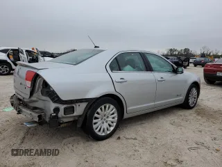 2010 Mercury Milan Hybrid with VIN 3MEDM0L3XAR656248, listed as a Copart auction lot 44407175 with 65,910 mi miles and Salvage Title. Bid and sale history available at carsss.com. Image 3.