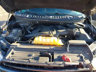 2018 Ford F-150 XL with VIN 1FTEW1EG2JFE55513, listed as a IAAI auction lot 41530354 with 132,617 mi miles. Bid and sale history available at carsss.com. Image 10.