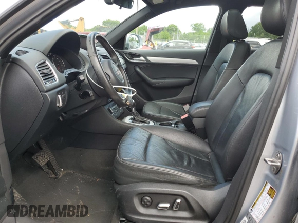 2017 Audi Q3 Premium z VIN WA1BCCFS2HR014929, wystawiony jako Copart lot #58276585 z przebiegiem 109 065 mil mil oraz Tytuł czysty. Historia ofert i sprzedaży dostępna na DreamBid. Obrazek 7.
